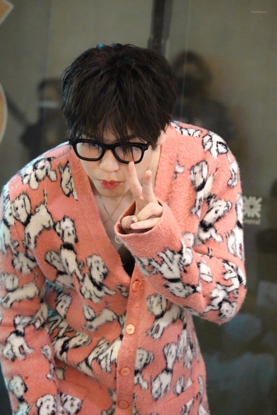 kaoryAk394's tweet photo. Siempre sebe Divino🥰🥰🥰🥰
#BeautyBazaarxBounPrem
#Prem_space
@Prem_space
#Celine
#gentlemonster
#GUCCI
#premstyle
#ซาลาเปา https://t.co/bJeu5RBMmz