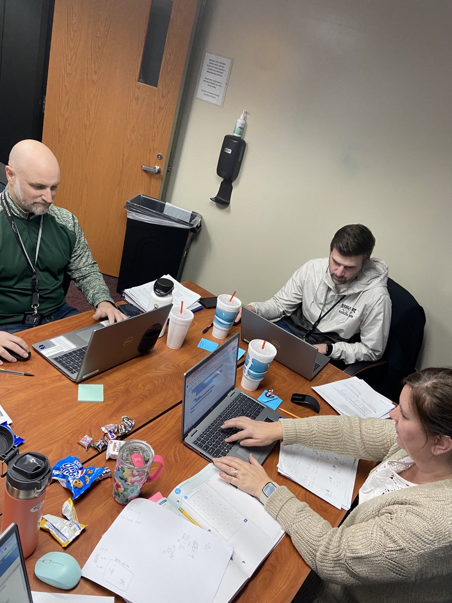 Some deep discussions about math instruction happening today ⁦<a href="/carnegielearn/">Carnegie Learning</a>⁩ #marlowe158