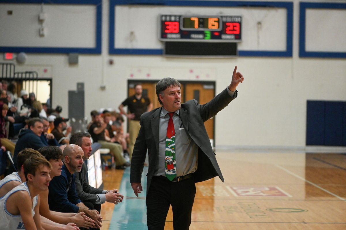 Meridian's Mitch Bohn was seeking his 400th career win on Monday, but his young, shorthanded Mustangs came up just short. See which new MHS players turned in a gutsy performance at ourmidland.com/sports/highsch…