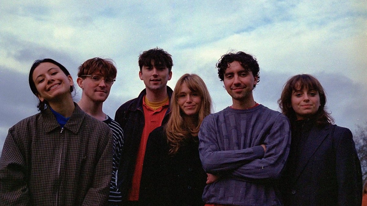 Hard Of Hearing Magazine (@hardofhearingmu) on Twitter photo A Year With Lewis Evans. āŗļø
<a href="/BCNRband/">BlackCountry,NewRoad</a> saxophonist/ flautist/ vocalist talks us through a turbulent but triumphant year for the band, with his music picks for 2022!
Read More: hardofhearingmusic.com/2022/12/05/202⦠A Year With Lewis Evans. āŗļø
<a href="/BCNRband/">BlackCountry,NewRoad</a> saxophonist/ flautist/ vocalist talks us through a turbulent but triumphant year for the band, with his music picks for 2022!
Read More: hardofhearingmusic.com/2022/12/05/202ā¦