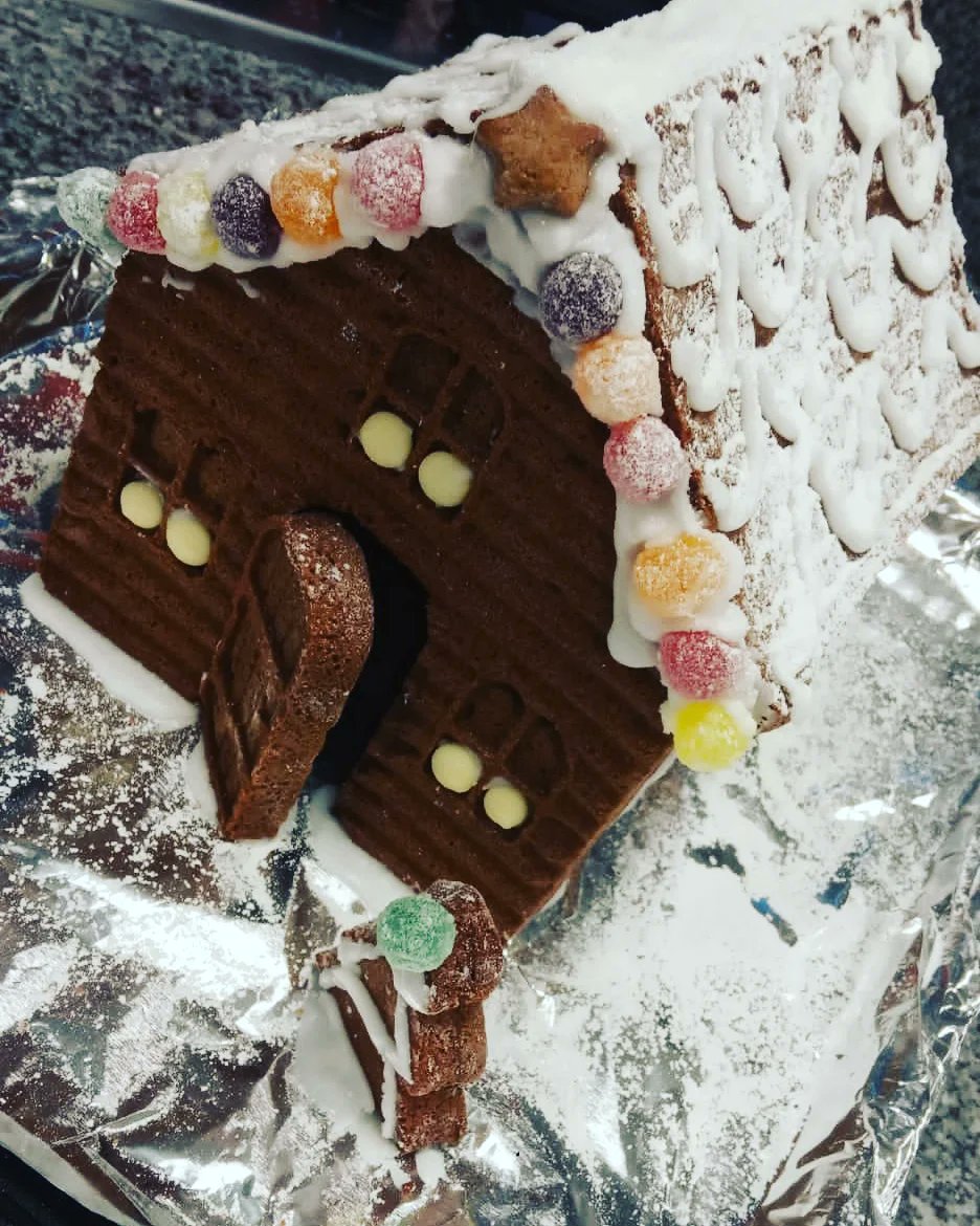 Our very talented Level 3 Cookery students have been baking and decorating Gingerbread Houses, don't they look amazing! 🏠👩‍🍳🧑‍🍳 #baking #gingerbreadhouse #Christmas #students #hospitality