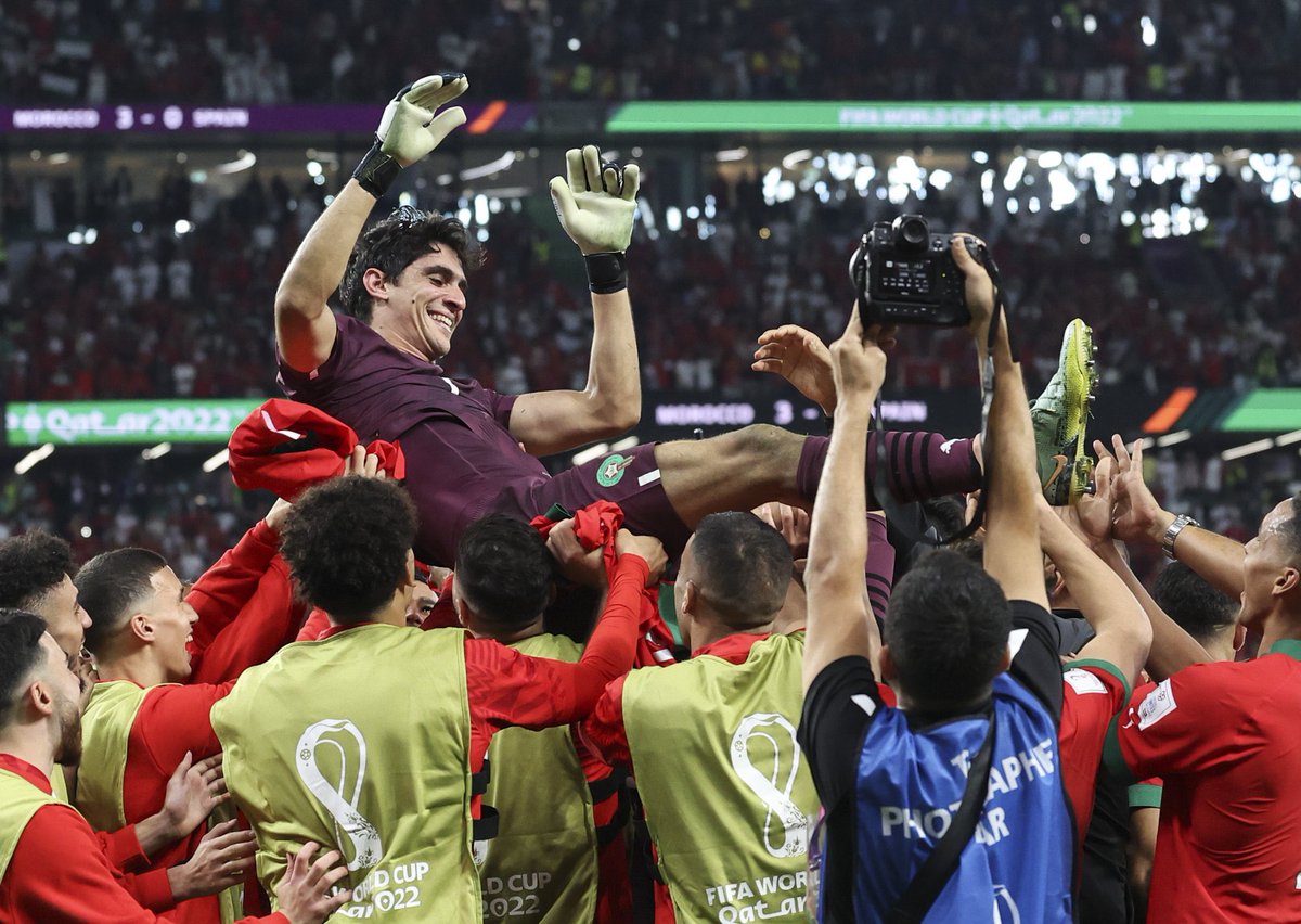 KenzBzb's tweet photo. مبروك علينا 👏🏻👏🏻 شكرا على هذا الفوز التاريخيي🇲🇦❤️🇲🇦
!What a historic win
 ⚽️ @EnMaroc https://t.co/Fu6gvuCbWn
