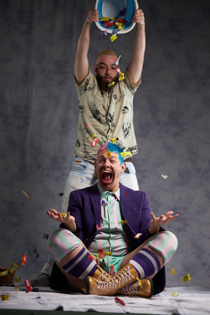 SpecialT_QPO's tweet photo. For 2 years, @GodDamnCandyMan has been making venue floors sticky in the wake of his candy. There’s usually a hefty clean up that follows a Delightful Dan match. But our shows, just wouldn’t be the same without him. So we clean. ❤️

Harry captures that story in these pictures. https://t.co/FrUx7biSwf