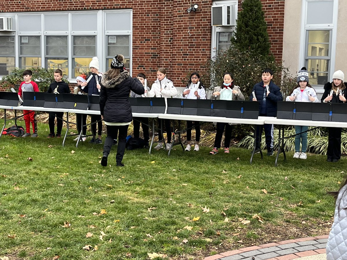 Thank you for the beautiful sounds compliments of our Handchimes Club ! #TeamSomerville