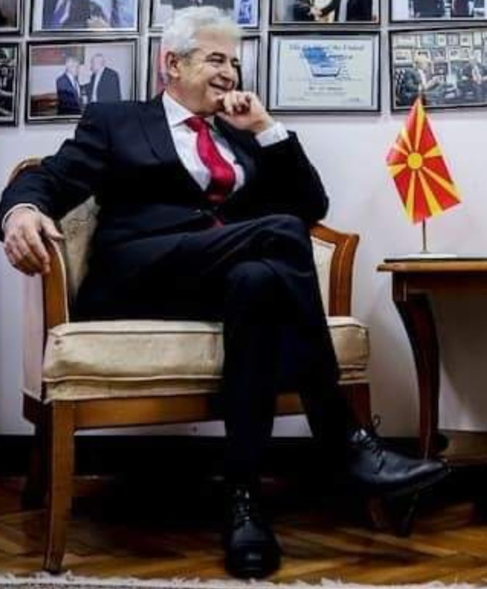 Далибор 🇲🇰 on Twitter: "Што фали? Ваква слика нема да видите повторно 👐🦅"