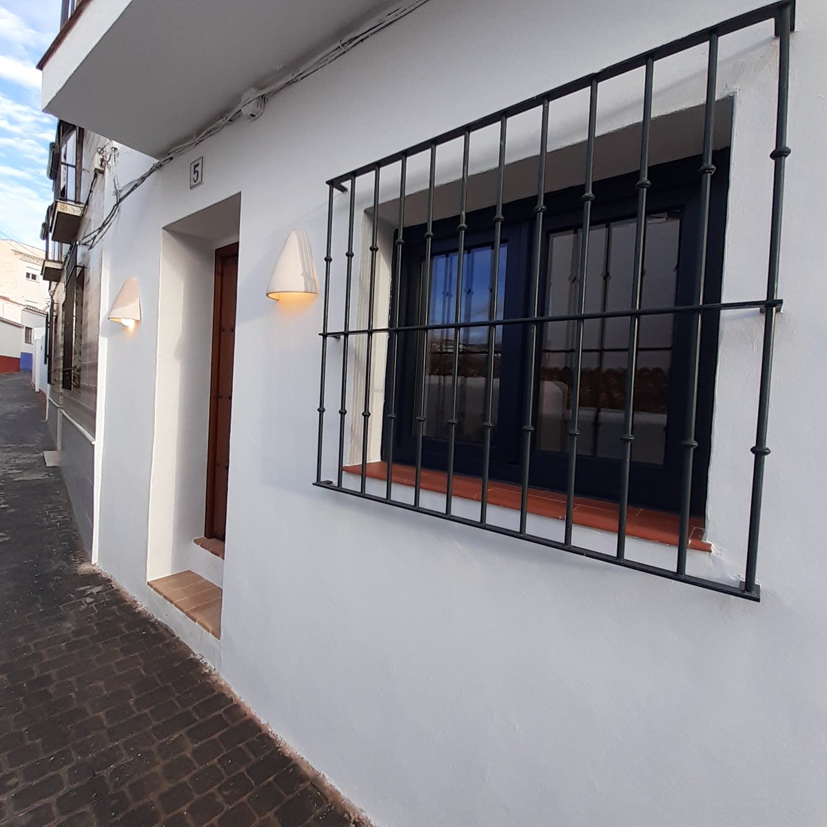 Alex G-L tweet media