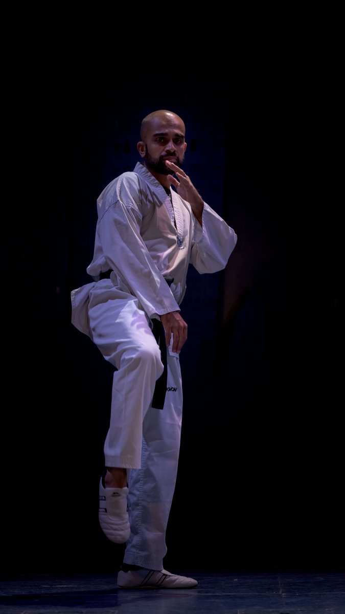 GregMosse's tweet image. Warm welcome back to @OmarStrikesBack, reading for @HugoPlowden and @S_Siddiqui1 at our @Critheatre New Writing script workshop today