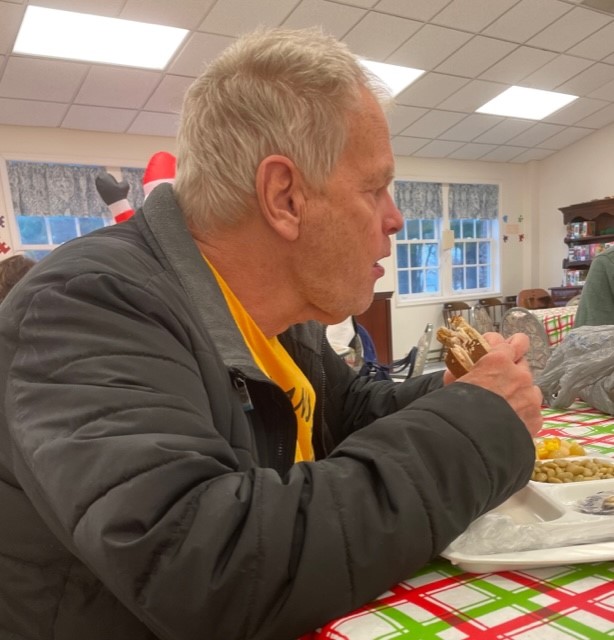willowswayorg's tweet photo. Patrick enjoyed socializing and having lunch today at the O'Fallon Senior Center! 🥰

#WillowsWay #LifeBeyondLimits #NonProfit #StCharlesNonProfit #DisabilitySupport #OFallonMO #OFallonSeniorCenter #Community https://t.co/A65lvYlJLo