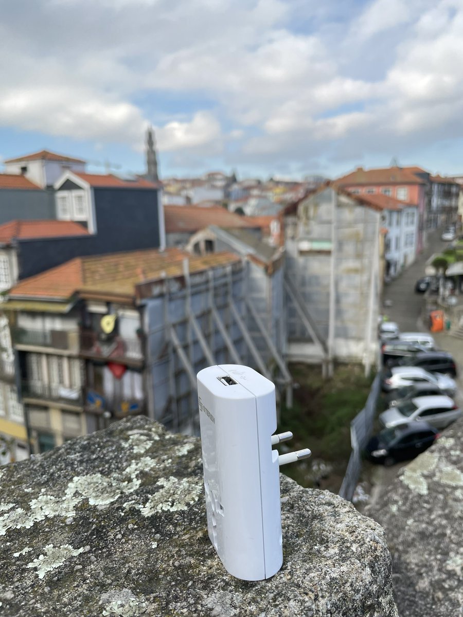 Éste adaptador de corriente es increíble. Lo he llevado a España, Francia y Portugal y nunca… he podido enchufarlo en ningún lado, es imposible, No sirve para nada. Aquí te quedas. Gracias <a href="/Steren_Mexico/">Steren.Oficial</a>