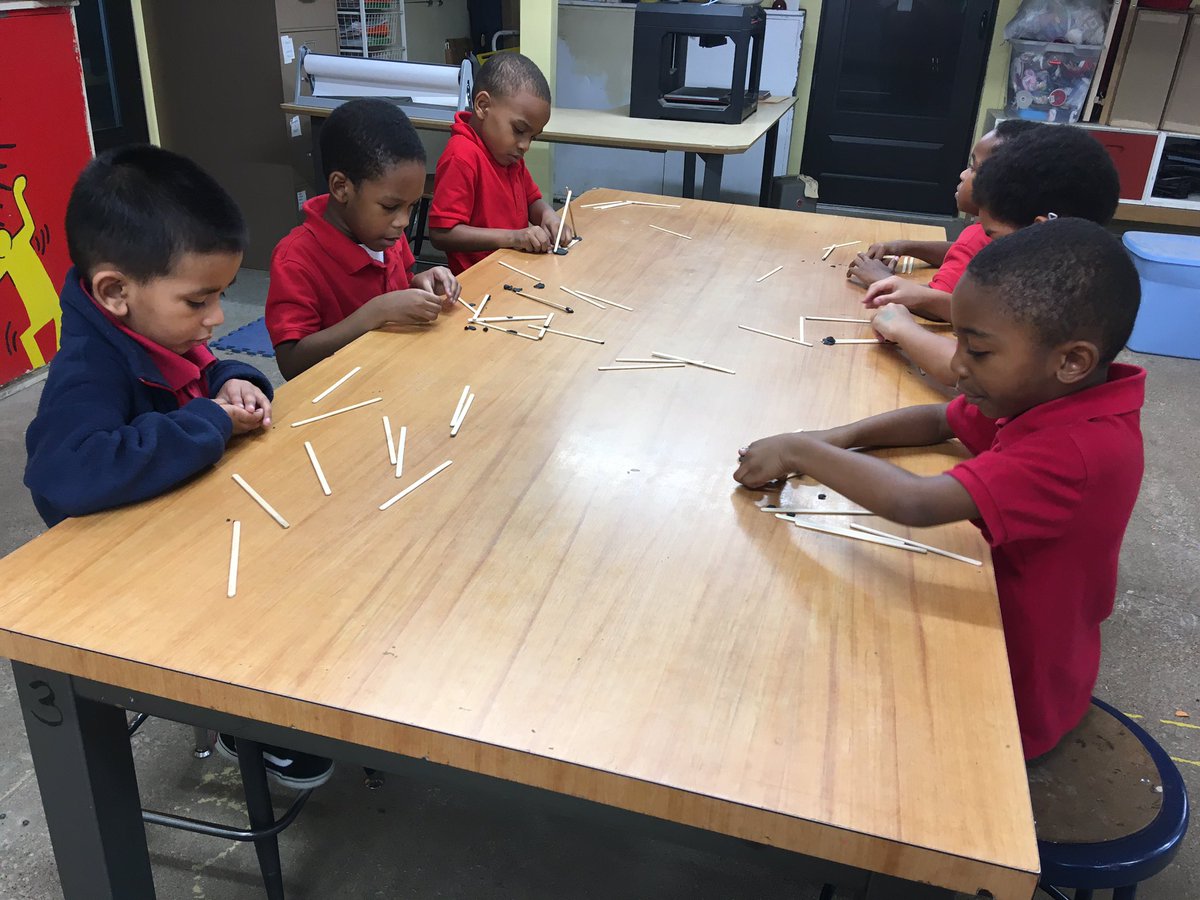 javierfaguilar's tweet photo. Our future engineers @efwmaschool #CSEdWeek #CSEverywhere #HourOfCode #CelebratingProgress
#CSHeroes
#CSFirst @GoogleForEdu #CodeWithGoogle #networking #learning #teamwork #equity #diversity #confidence #code #CSforGood #creativity #CSforALL #EveryCanCode @dfwcsta https://t.co/P7YgFuODh3