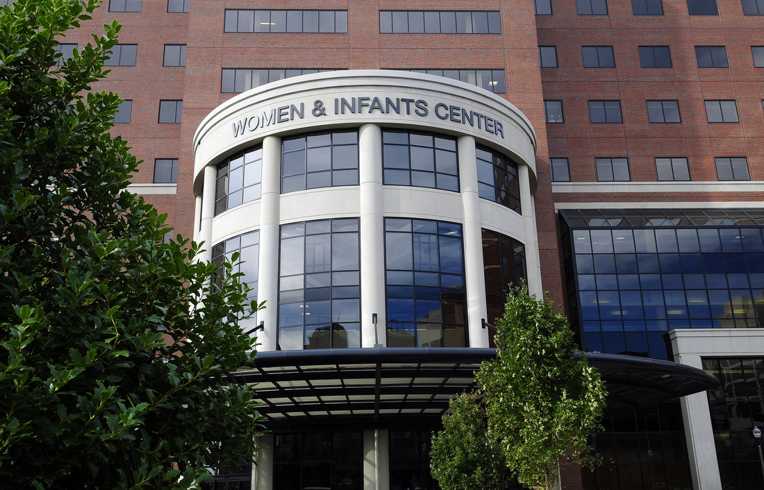 <a href="/usnews/">U.S. News & World Report</a> released its 2022-2023 Best Hospitals for Maternity Care, &amp; <a href="/uabmedicine/">UAB Medicine</a> has AGAIN made the list!

UAB scored "High Performing" in Maternity Care, "Excellent" at minimizing avoidable C-sections, &amp; is still #5 for Obstetrics &amp; Gynecology!

More: bit.ly/3h33mnz