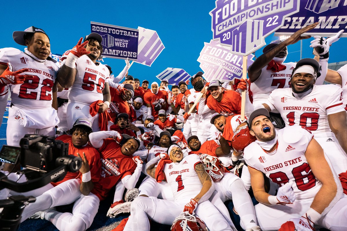 Conference championships finished strong on FOX - Michigan's defense of the @BigTen Championship earned 10,699,000 viewers on FOX🏈

Earlier, Fresno State's win in the Mountain West Championship scored 1,938,000 viewers on FOX - the most-watched <a href="/MountainWest/">Mountain West</a> Championship ever 🏆