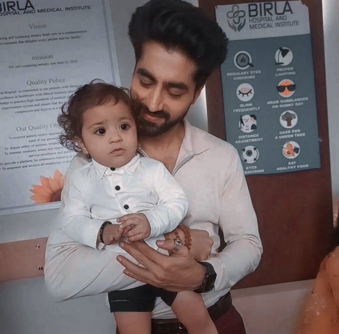 Jerry_3103's tweet photo. My two man's 😭❣️
#HarshadChopda #AbhimanyuBirla #Yrkkh #ZhaiZilu #KangJiaWei #MyCalorieBoy https://t.co/JAfDDpBZF6