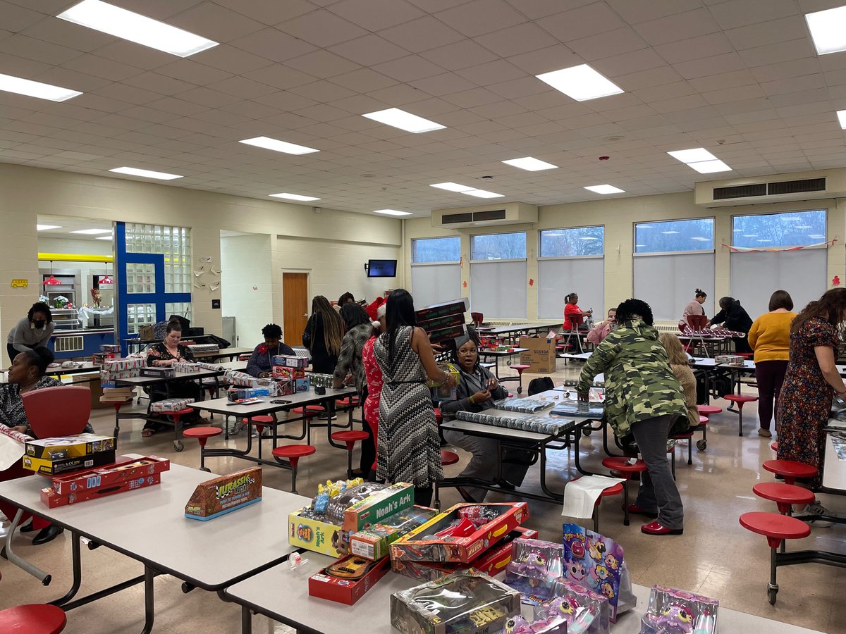East Elementary School tweet media