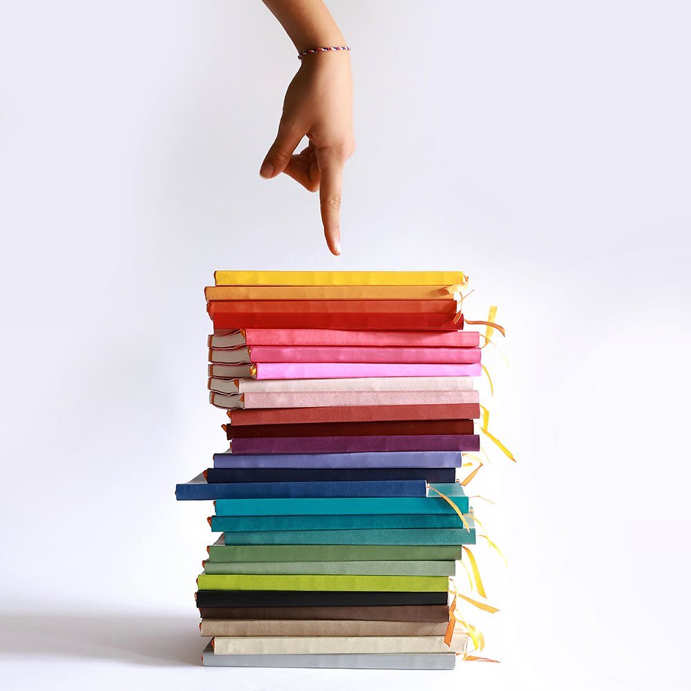 Rhodia 🇺🇸 (@rhodia_usa) on Twitter photo Still looking for #GiftIdeas? You can't go wrong with our #notebooks!
Stylish, colorful, durable, our Rhodiarama collection just got an upgrade with 5 newest colors: Rosewood, Sage, Peacock, White and Midnight
🌈 What color will you get your hands on?
At <a href="/Atlasstationers/">Atlas Stationers</a> Still looking for #GiftIdeas? You can't go wrong with our #notebooks!
Stylish, colorful, durable, our Rhodiarama collection just got an upgrade with 5 newest colors: Rosewood, Sage, Peacock, White and Midnight
🌈 What color will you get your hands on?
At <a href="/Atlasstationers/">Atlas Stationers</a>