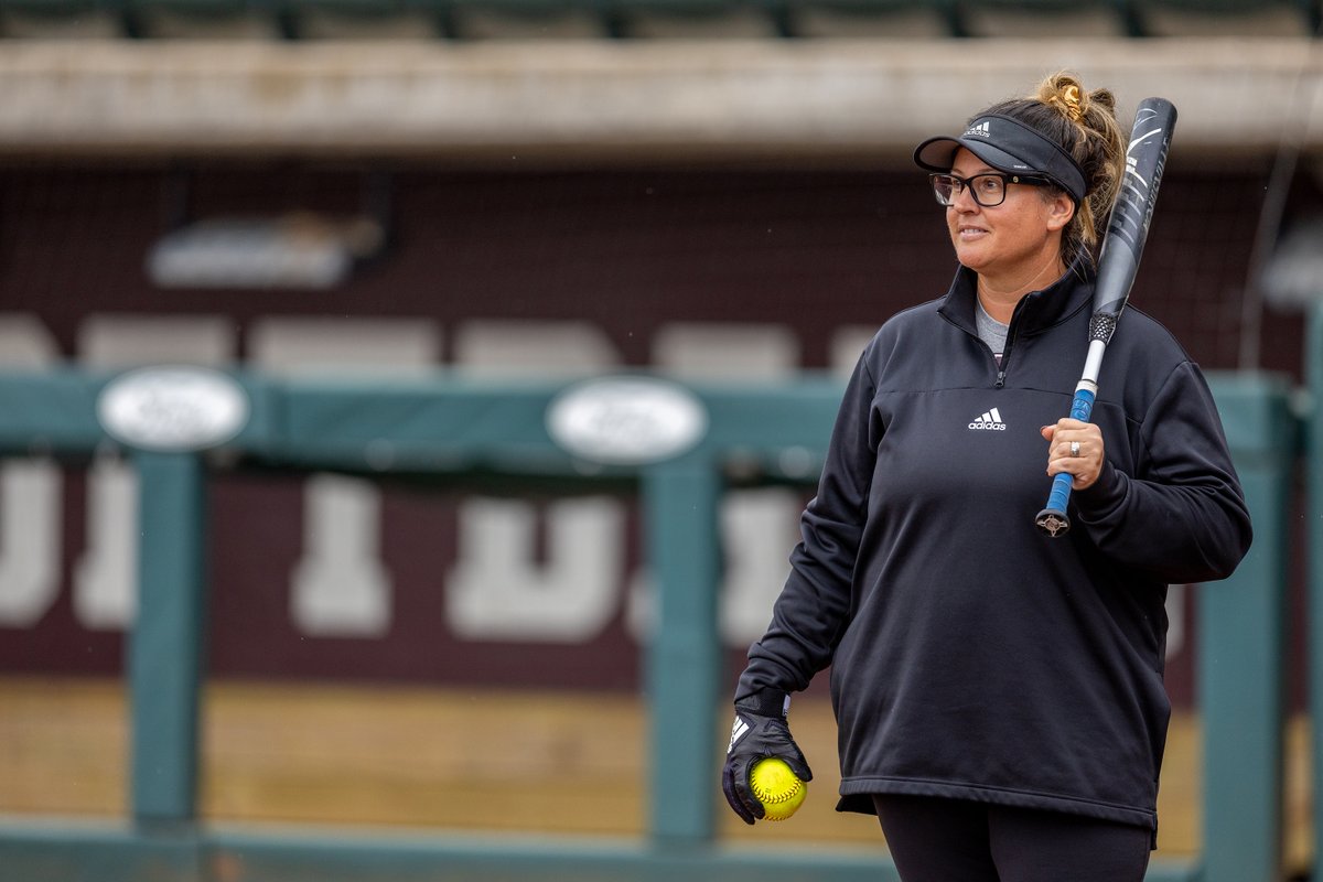 AggieSoftball's tweet photo. Counting down the days till we're back to work 👍

#GigEm https://t.co/RG8aMa3JFv
