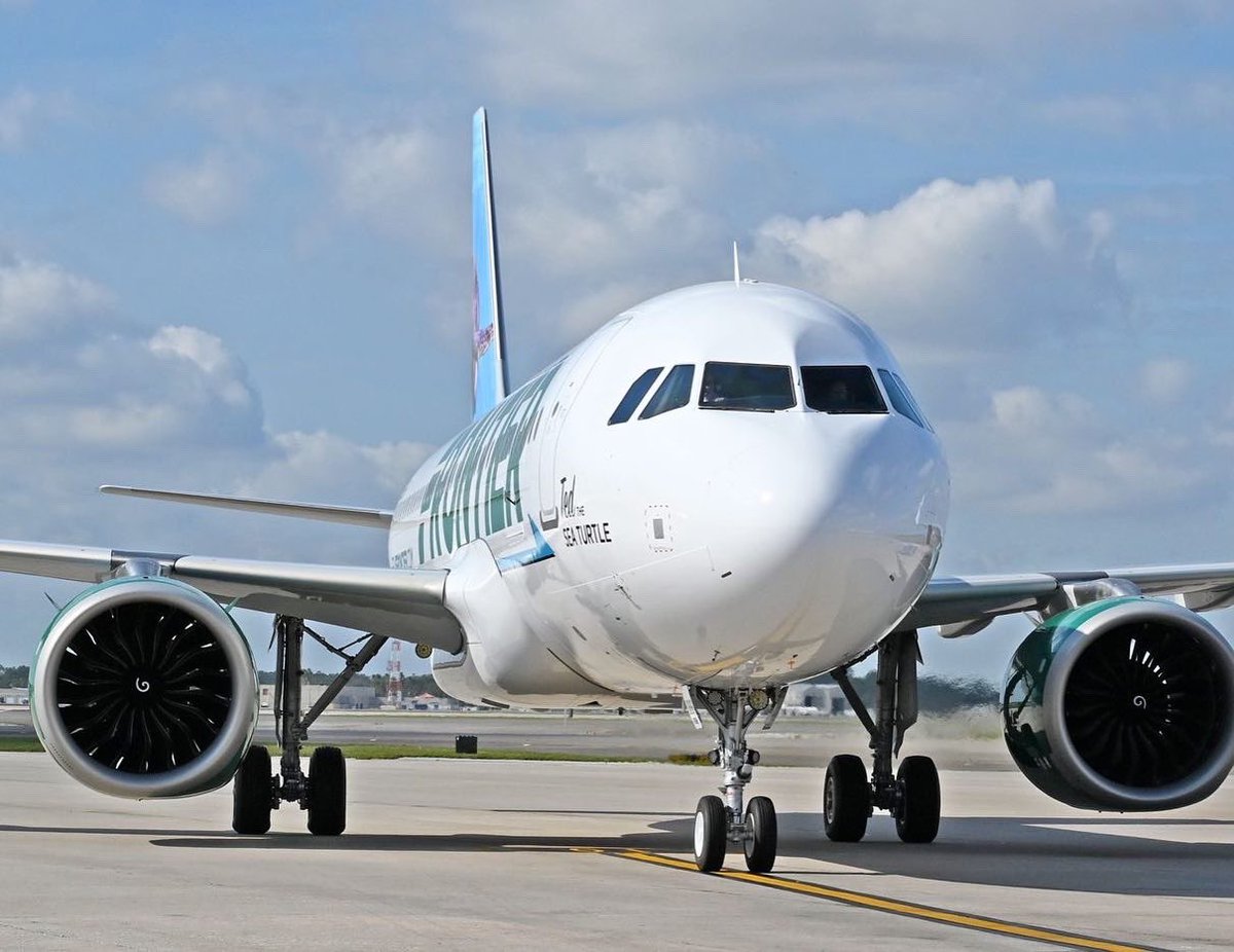 FlyFrontier tweet picture