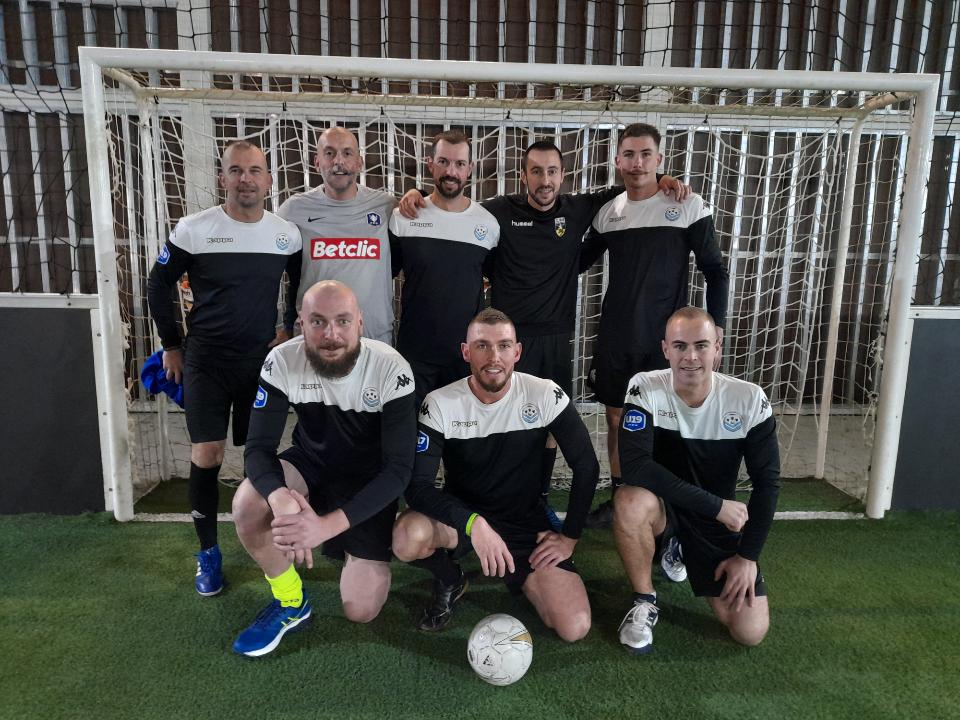 udsp37's tweet photo. Tournoi de #futsal organisé par notre partenaire @Groupama avec notre equipe #UDSP37
Que le meilleur gagne ! ⚽️🥰 https://t.co/yKqO1KYrC2