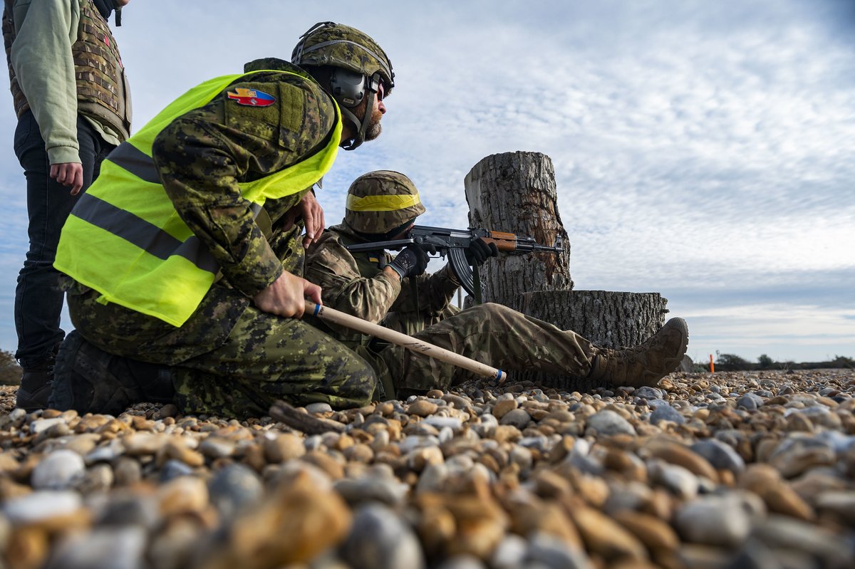Canadian Armed Forces on Twitter "On Armed Forces of Ukraine Day, our