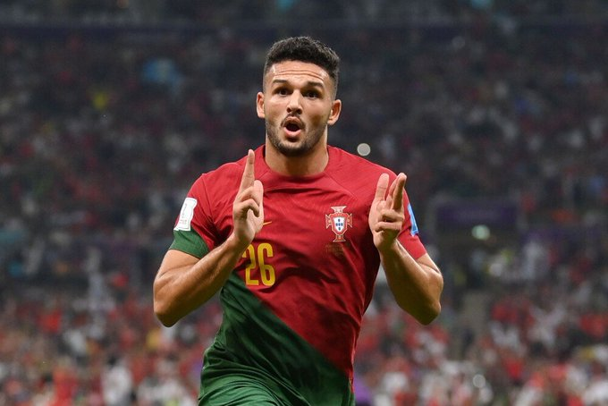CabineSport's tweet photo. HISTÓRICO: Gonçalo Ramos é o segundo jogador mais jovem a marcar um hattrick em jogos a eliminar, apenas atrás de Pelé ⭐️ https://t.co/m1RRP3mhjr
