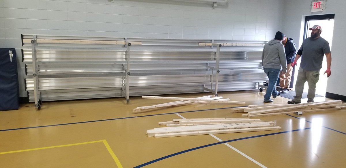 rhcdmariners's tweet image. REINFORCEMENTS.
.
Preparing the @RockyHillCD bleachers for &quot;The Swamp&quot;! 
.
#TheMarinerWay #ExtraSupport