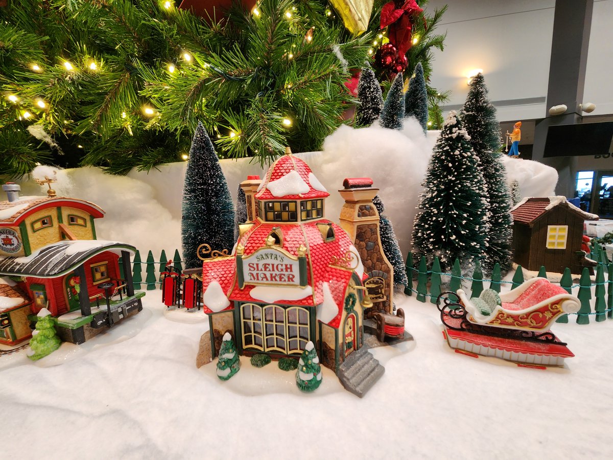 ccclife's tweet photo. Come check out the train display surrounding our #GiantChristmasTree in the Atrium of the St. Charles/South Elgin Campus! There are even a few surprises hidden throughout the train display... have you found them all yet? 👀🚂 https://t.co/PLQiDm0OGC