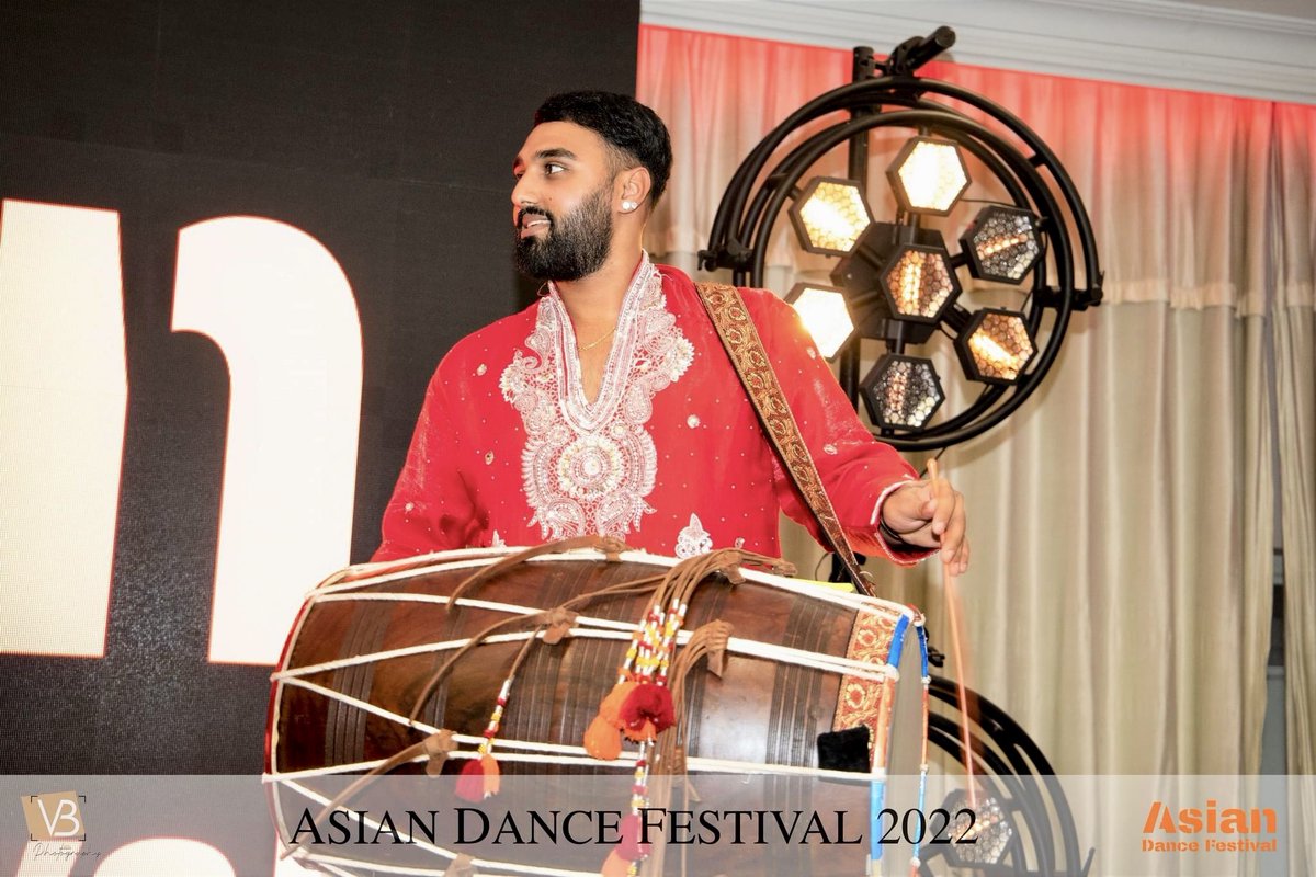 📸𝐂𝐚𝐮𝐠𝐡𝐭 𝐈𝐧 𝐓𝐡𝐞 𝐀𝐜𝐭 𝐄𝐚𝐫𝐥𝐢𝐞𝐫 𝐓𝐡𝐢𝐬 𝐘𝐞𝐚𝐫🪘 ‘When she says she wants a beat’ …. 
<a href="/AsianDanceFest/">Asian Dance Festival</a>  #Vbphotography 

#OhYeah🎬