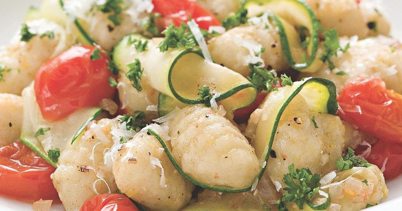 Fifty50Foods's tweet photo. Are you making diabetes-friendly food for your family when you entertain this time of year? We found these 35 dinners slide show that may give you some ideas.
https://t.co/Uk4ptsrCLw
forever/?slide=c66e22a5-c149-4f7e-934f-946e02f1f608#c66e22a5-c149-4f7e-934f-946e02f1f608 https://t.co/N6dSO1fMAN