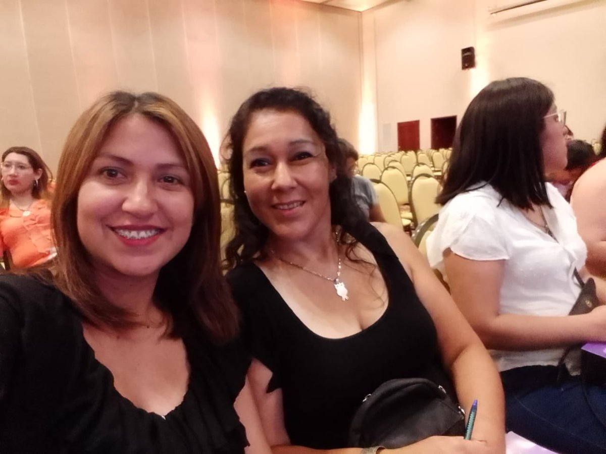 EducacionHope's tweet photo. Presentes en la jornada de Talleres a cargo de Laura Lewin en el marco del programa Escuelas que Sienten y Aprenden. Como siempre una jornada intensa de nuevas ideas y formas de vincularnos con nuestros estudiantes para potenciar sus aprendizajes. https://t.co/213VtKopnd
