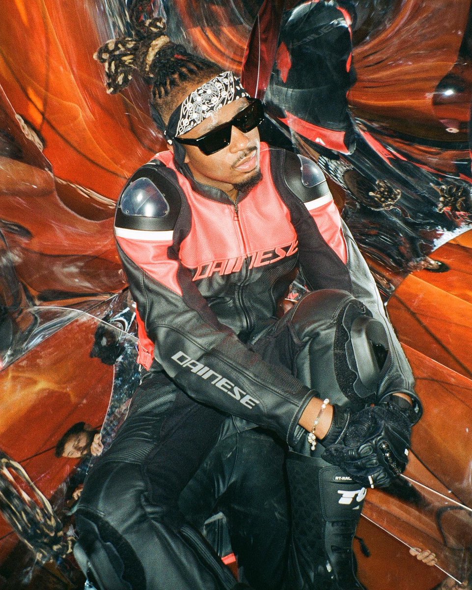 MetroBoomin's tweet photo. BOOMINATI TURNED ME INTO A SUPER HERO 🦸🏾‍♂️🔥🔥🔥🔥🔥🔥 https://t.co/zyjk85RMow
