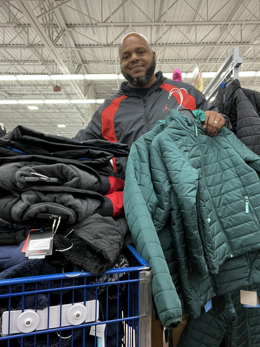 I’m back on the grind today folks! Let’s keep those donations coming! We are still 2,000 coats shy of our goal! Both Meijer locations in Lex have sales up to 60 percent off youth coats going on right now! (1/2)