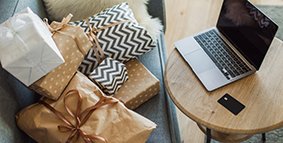 snbbankks's tweet photo. The holiday season is upon us which means increased online gift purchases so scammers will be active.  The link below gives some examples of common scams that can occur.  Check out the information to keep yourself protected from fraud this holiday season!
 https://t.co/4KqRGFz8W6 https://t.co/lQeftnCTpt