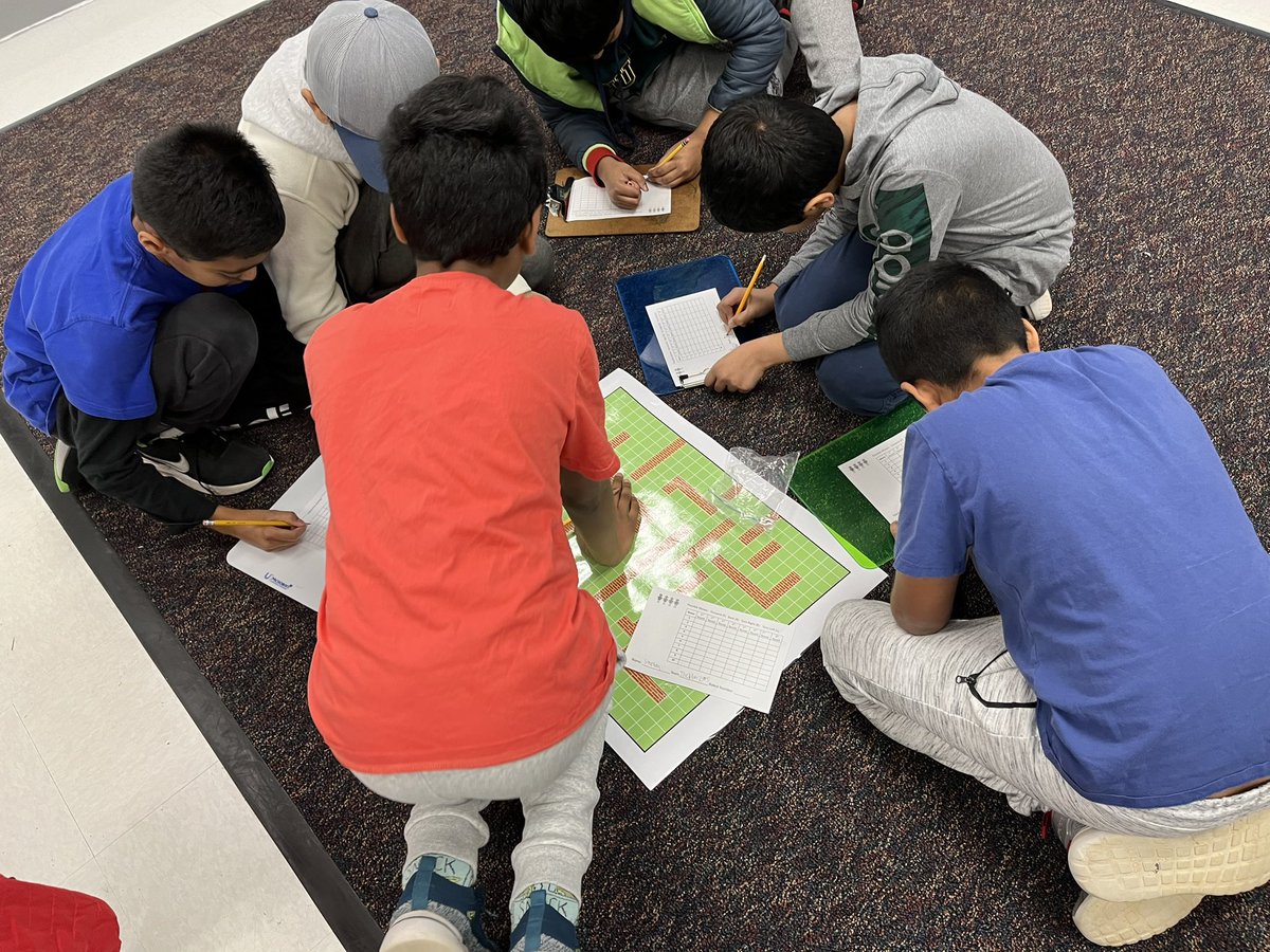 Ss are celebrating the #HourofCode by playing The Robots Game. <a href="/GoshenPostES/">Goshen Post ES</a> @MickiLovesMath