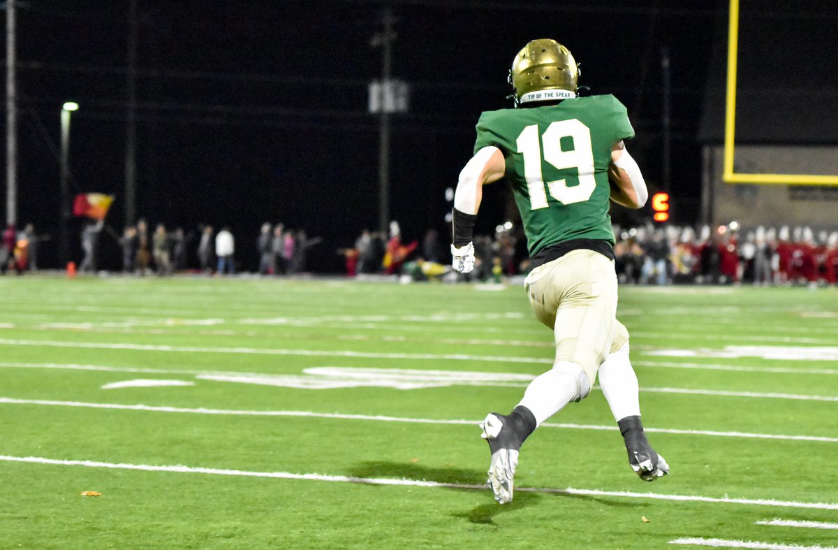 ALL-SOUTH METRO FOOTBALL: The team is here!

- Player of Year: Homewood QB Woods Ray
- Offensive POY: Mtn Brook RB Cole Gamble
- Defensive POY: Hoover's Kaleb Jackson, Bradley Shaw &amp; DJ Estes
- Coach of Year: Mtn Brook's Chris Yeager

The full team: 280living.com/sports/all-sou…