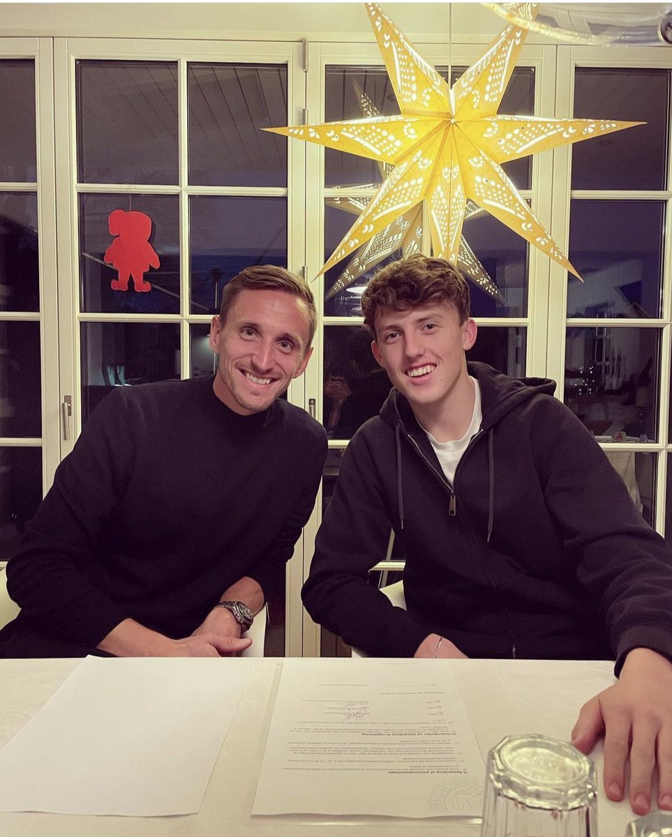 Glad for at skrive under med Elite Consulting⚽️🙌