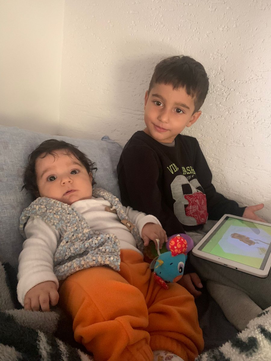 SabanVarici's tweet photo. DEDESİNİN TONTİŞLERİ ALPEREN VE GÖKÇE https://t.co/8BQYw0HLAJ