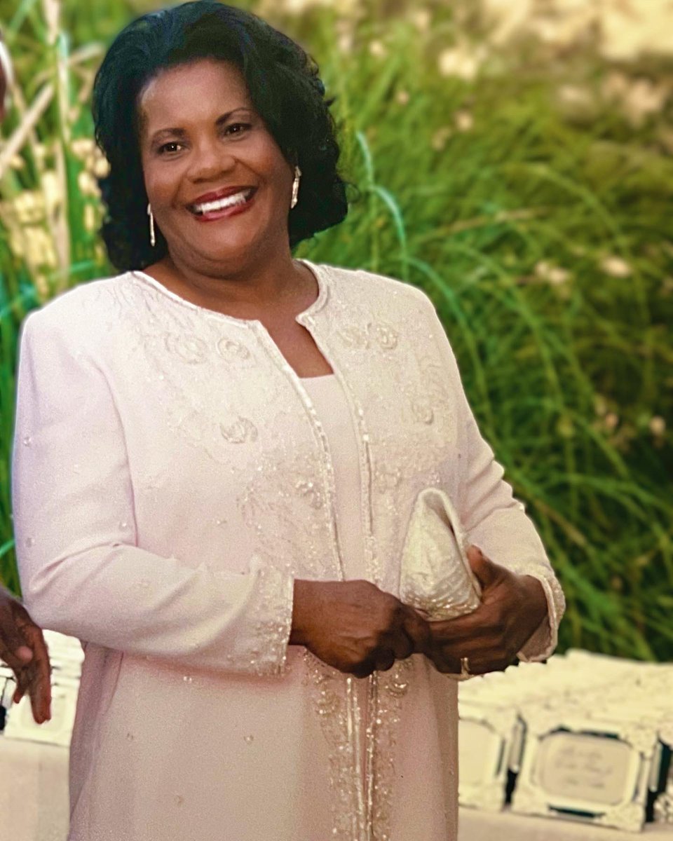 Holly Robinson Peete 💃🏾♍️ tweet media