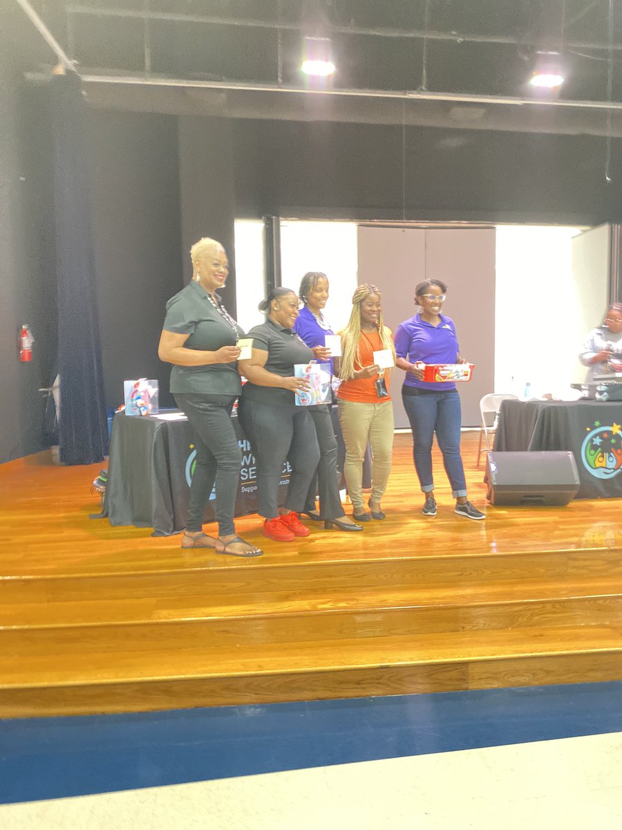 WRS_MSFarray's tweet photo. This weekends Heath And Wellness fair was a success thank you to @HISD_ESO1 @VirgilElkins5 @WRS_MsJoiner @wrapn4dcause @thibodeauxwrs @MsWhyiwrap and all our families, vendors, and the community. @BreauxWeston @HISD_Wraparound https://t.co/z33f8coFmj