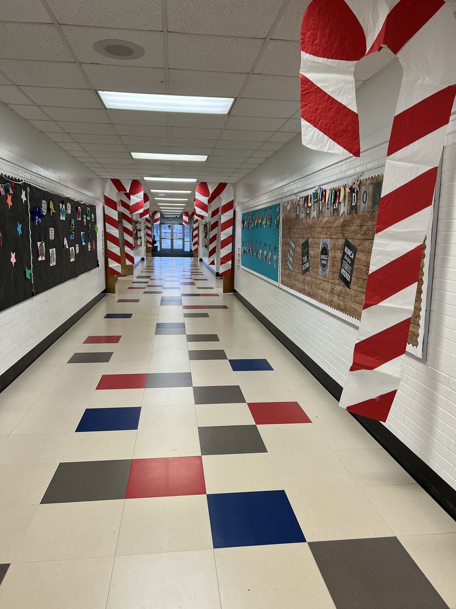 Megan Moretti tweet media