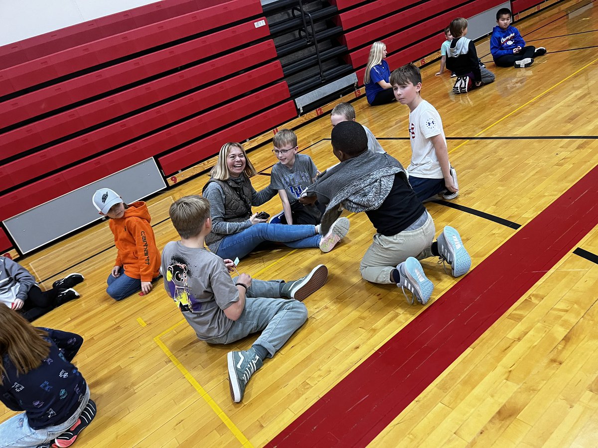 Ben Tressel (@oakcrestbp) on Twitter photo Today at #TigerStrong all Oak Crest students practiced “gratitude circles” with kids in different classrooms and grade levels! “Life is a gift.” <a href="/BPSchools/">Belle Plaine Schools</a> #BeRED Today at #TigerStrong all Oak Crest students practiced “gratitude circles” with kids in different classrooms and grade levels! “Life is a gift.” <a href="/BPSchools/">Belle Plaine Schools</a> #BeRED