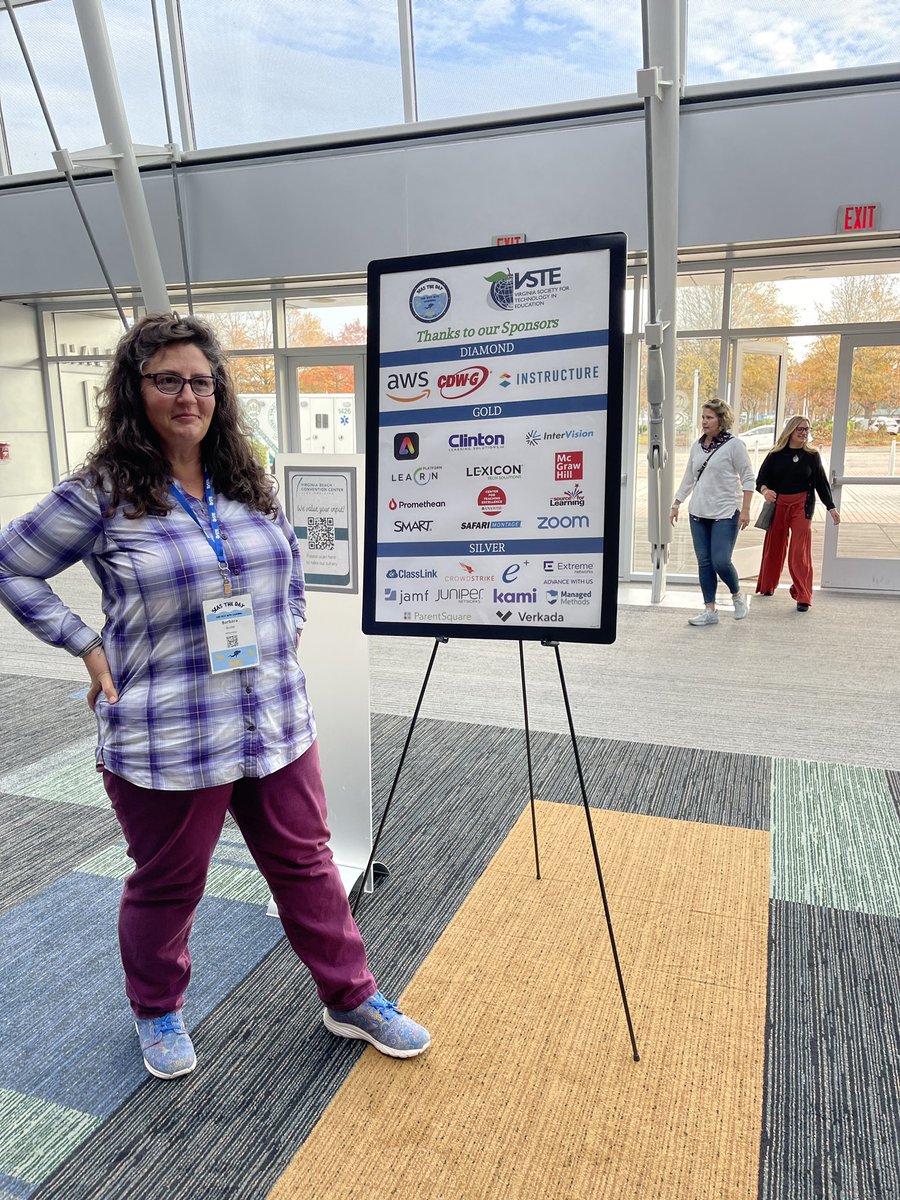 teachrqueen's tweet photo. Thank you #VSTE22 and @boxlightinc for my Stem prize and #VSTE23 registration. A great ending to a great conference. #VBITS https://t.co/9nv4vFchPD