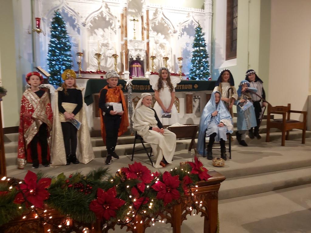 CrontonY6's tweet photo. The Ecumenical Service was wonderful. Well done to our Year 6 children who represented us as narrators and part of the Nativity scene #proud. Well done to our wonderful choir. @crontonceschool @LDSTEducation https://t.co/wnn6SygHjA
