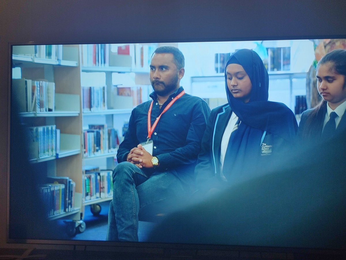 Bobby_Seagull's tweet image. #HowToCrackTheClassCeiling @amolrajan profiling a school in my home Newham.

Having grown up on a council estate, I got Sixth Form Scholarship to Eton from east London state.

Scholarships help individuals. But how can we raise overall state attainment? That&apos;s the real solution.