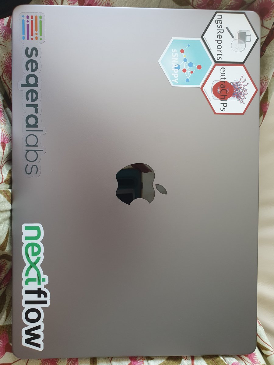 What an incredible week of presentations and conversations with bioinformaticians across Australia  (and overseas) at the #abacbs22 conference. Loved meeting so many new people and of course coming home with some conference swag!
