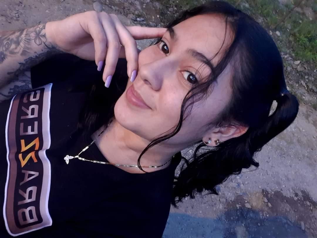 trujillot985's tweet photo. #onlyfanslatinas #VentaDeContenido #fetiche #PiesFemeninos #Piernalgona #modelos #modelosonly https://t.co/SemBmwzzZh
