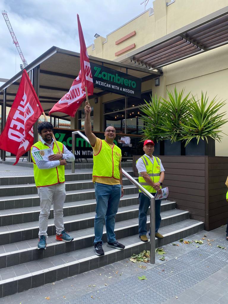 Union delegates in Canberra are acting in solidarity with Pampas/Goodman Fielder workers who are on their 3rd week on strike!

<a href="/Zambrero/">Zambrero</a>’s must call out the exploitation in their food supply chain. #scambrero #PayUpPampas