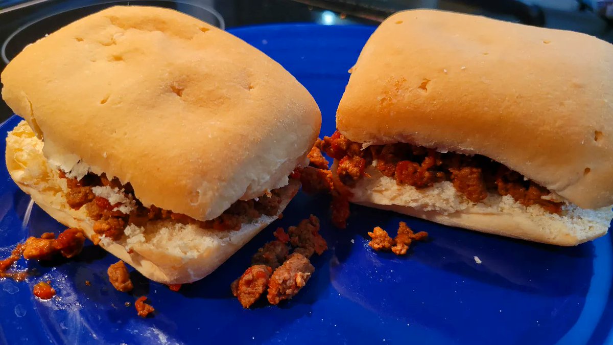 veg_out_recipes's tweet photo. Happy National Microwave Oven Day! One of our favorite microwave recipes are these gluten-free, low FODMAP, dairy-free and vegetarian sloppy joes.
Get the recipe at https://t.co/e44XKfYTIk. #VegOut #MicrowaveOvenDay #SloppyJoe #ComfortFood #MicrowaveDay https://t.co/njcnbXdzzO