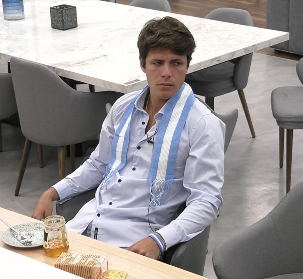 mariohawca's tweet photo. Marcos es el ΓΊnico cuerda en @GranHermanoAr
#GH22 #GH2022
#MarcosGH22 #marcosgh #MARCOSSSSS !!!!!!!!! https://t.co/QwczCOBOkb