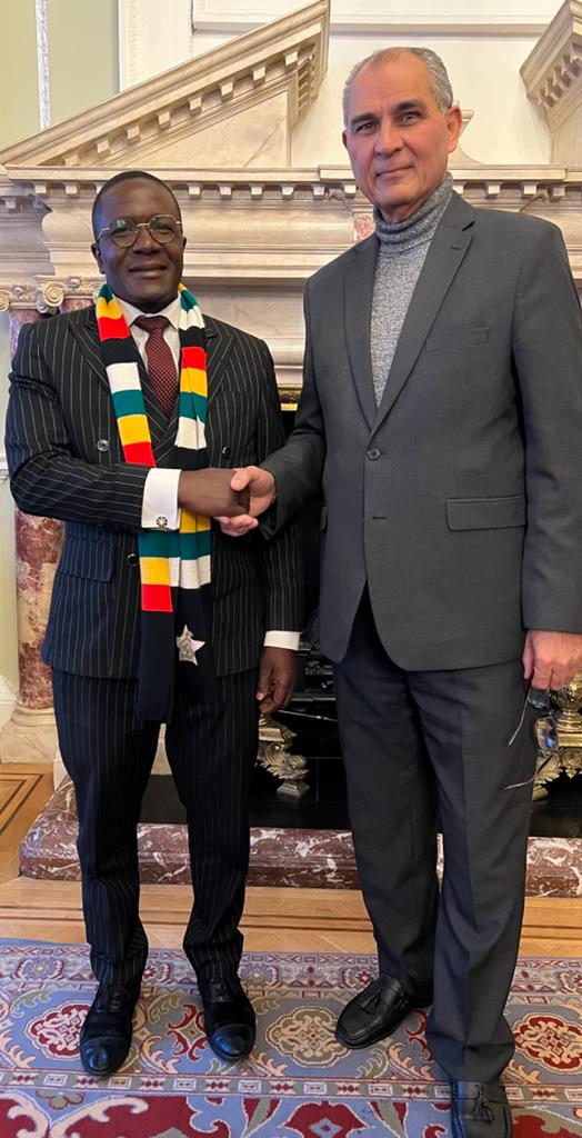 mobinrafiq's tweet photo. Chairman of The CEC Mobin Rafiq and Minister Zimbabwe and Ambassador https://t.co/ogHOvIxkM5