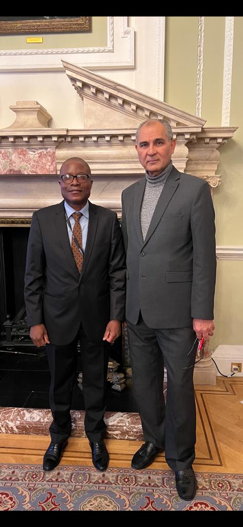 mobinrafiq's tweet photo. Chairman of The CEC Mobin Rafiq and Minister Zimbabwe and Ambassador https://t.co/ogHOvIxkM5